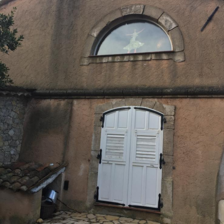 Ravalement de façade à Cannes – Avant / après