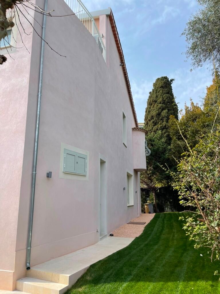 Ravalement de façade à Cannes – Couleurs & teintes